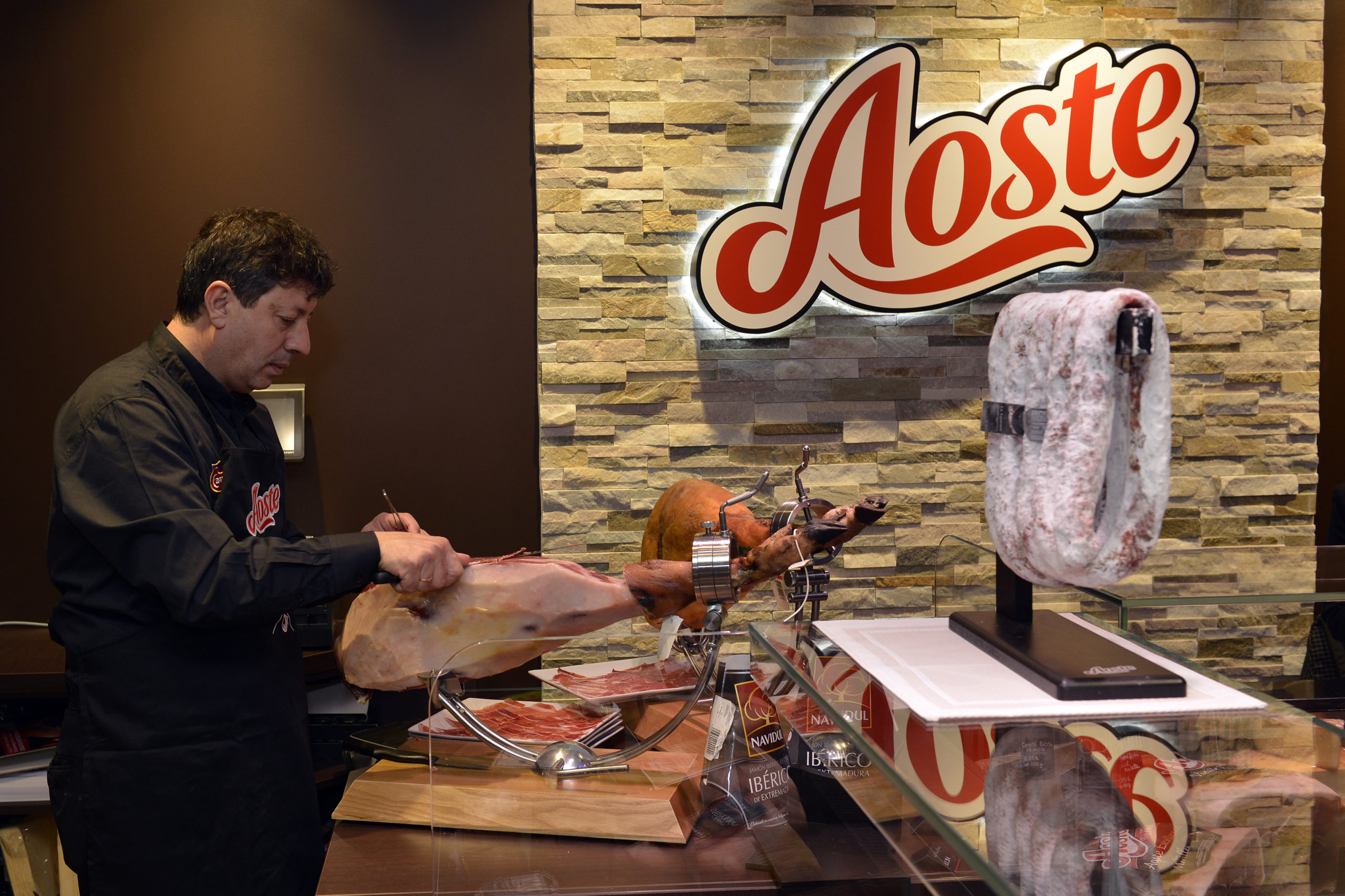 Inauguration savoureuse dans la première boutique Aoste !